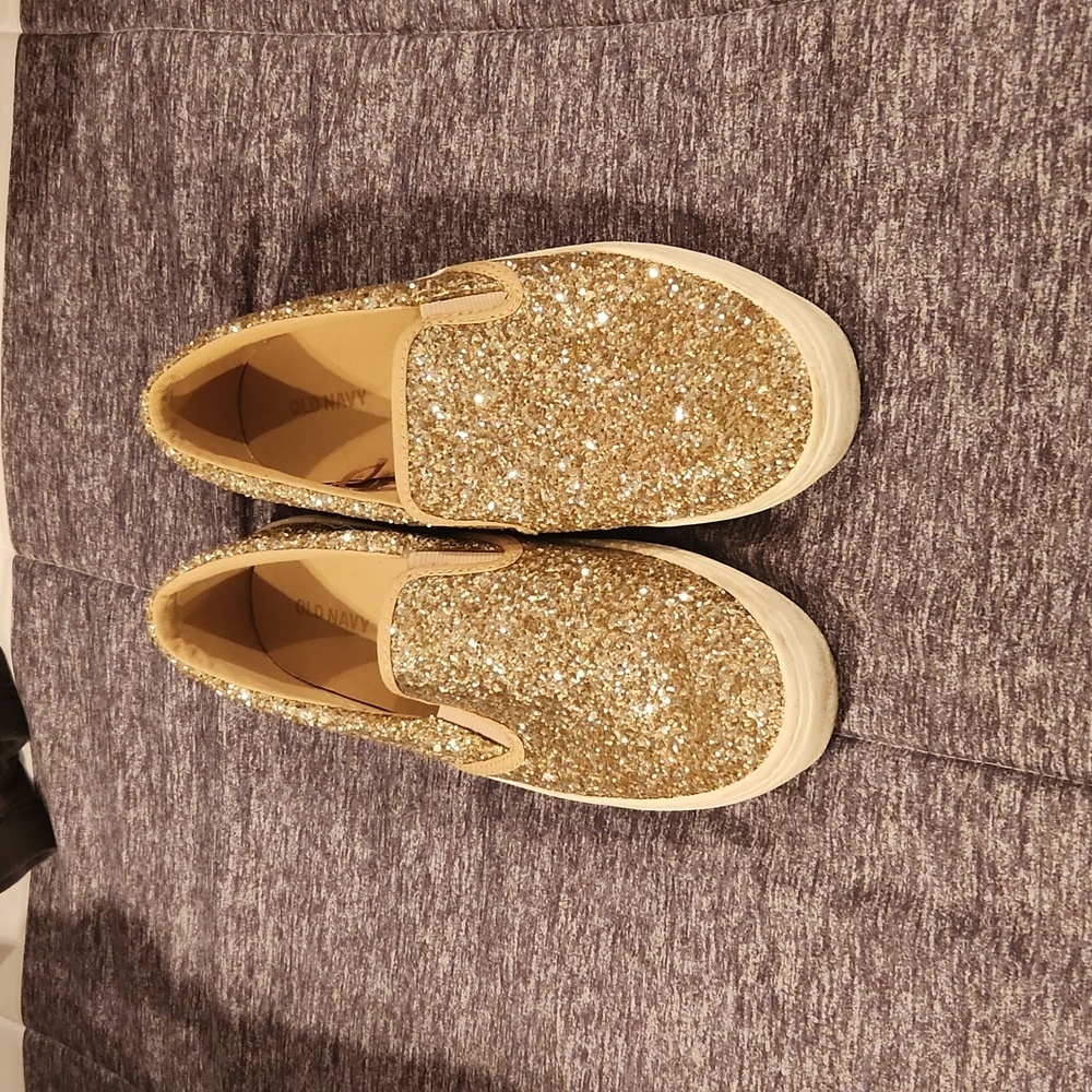 Old navy slip on shoe